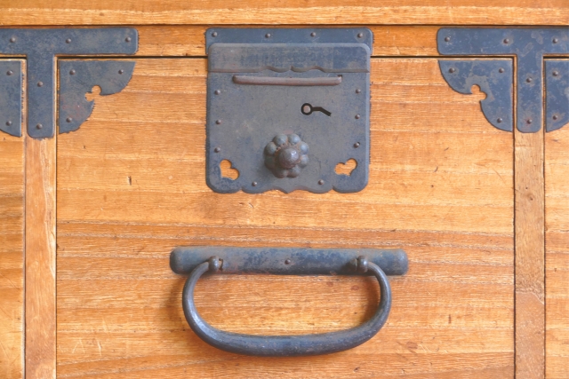 古い家具の買取